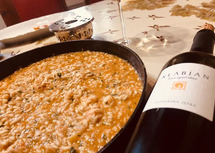 The House 1838 Вилла